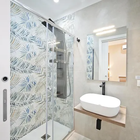 Ame Ground Apartment Bari